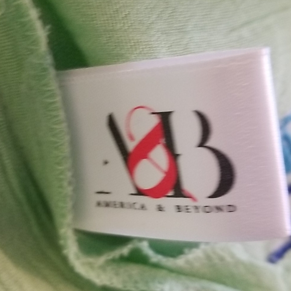 America & Beyond Embroidered Kaftan size L - Picture 11 of 12